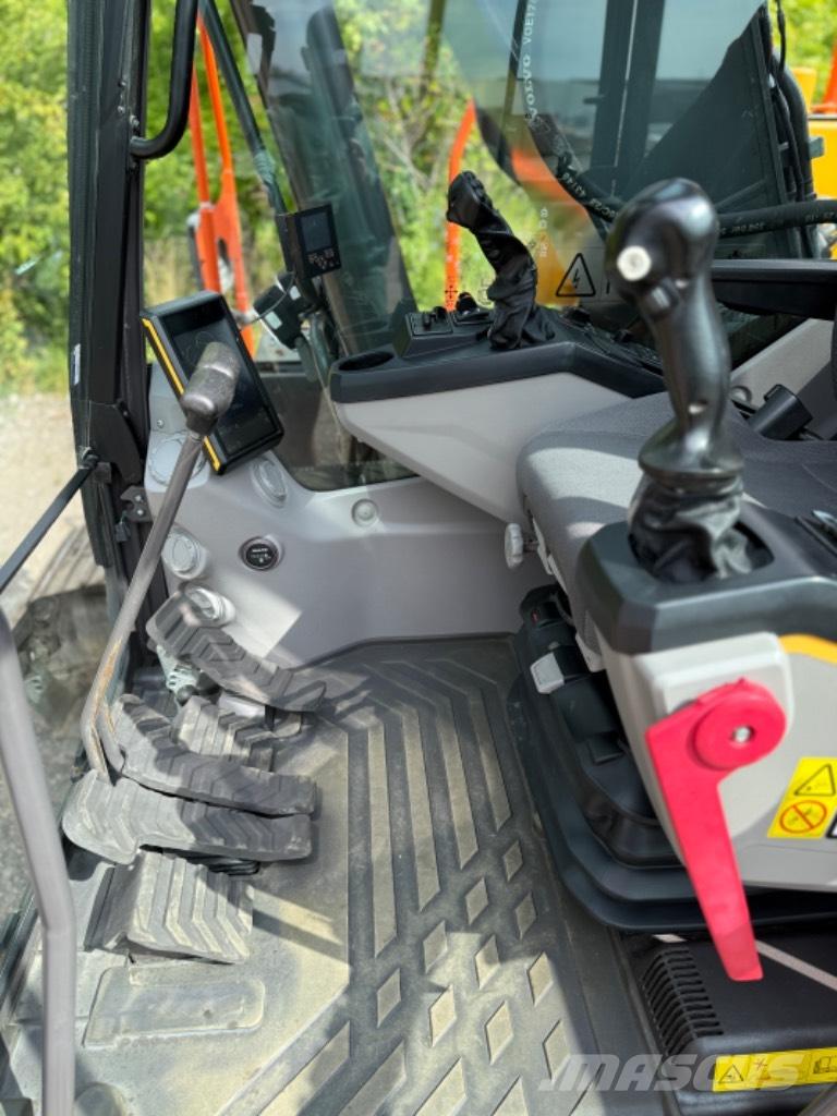 Volvo EC 220 EL Excavatoare pe șenile
