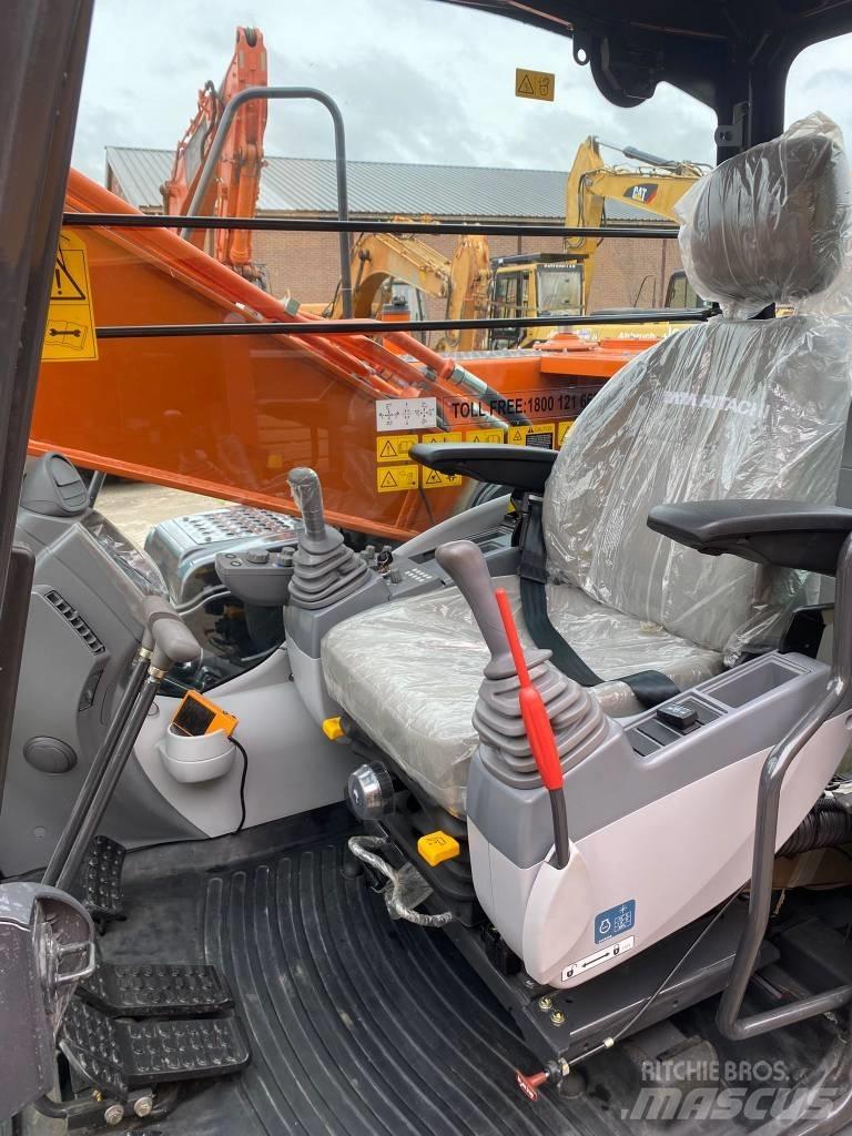 Hitachi ZX 220LC-5G Excavatoare pe șenile
