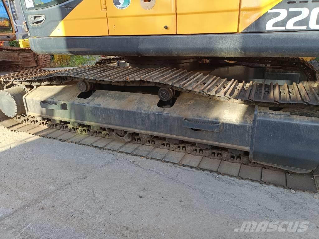 Hyundai R220LC-9S Excavatoare pe șenile
