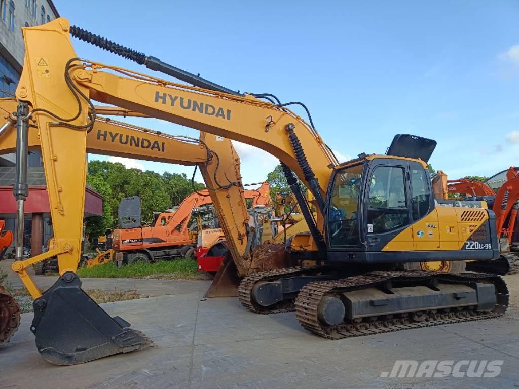 Hyundai R220LC-9S Excavatoare pe șenile
