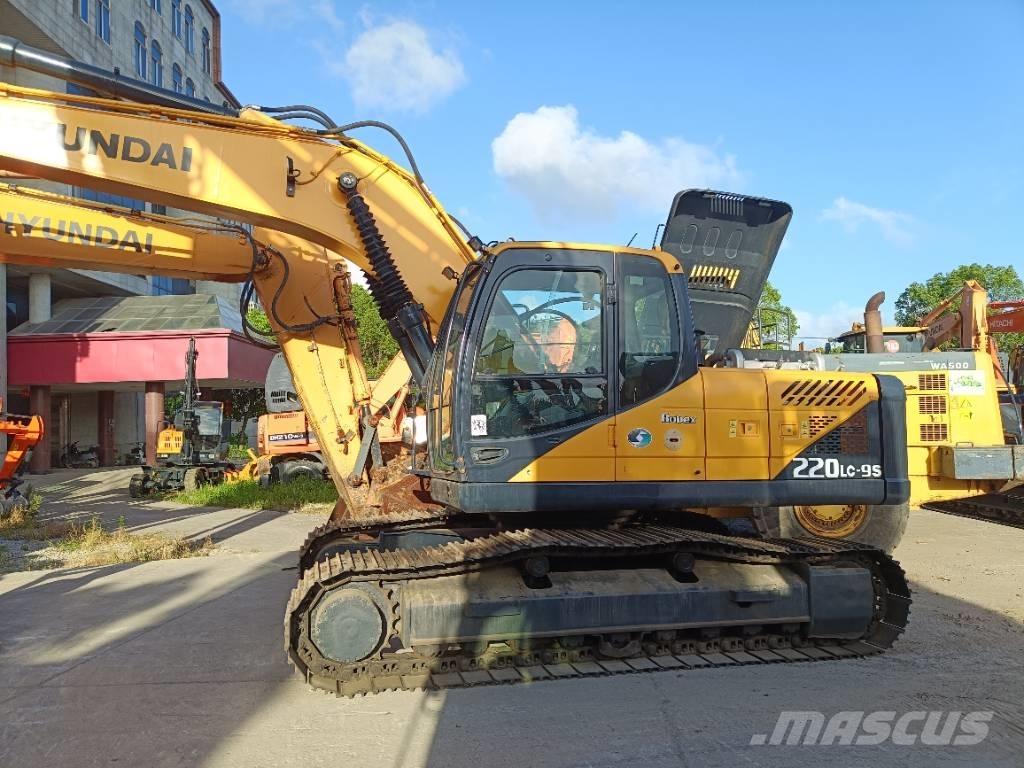 Hyundai R220LC-9S Excavatoare pe șenile
