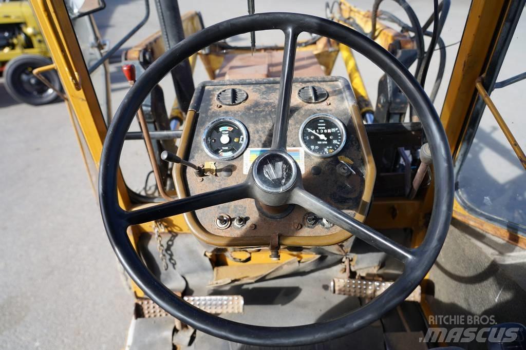 Valmet 502 Tractoare