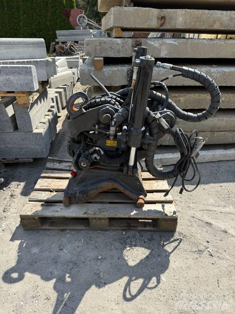 CAT RTS 10 Rotatoare