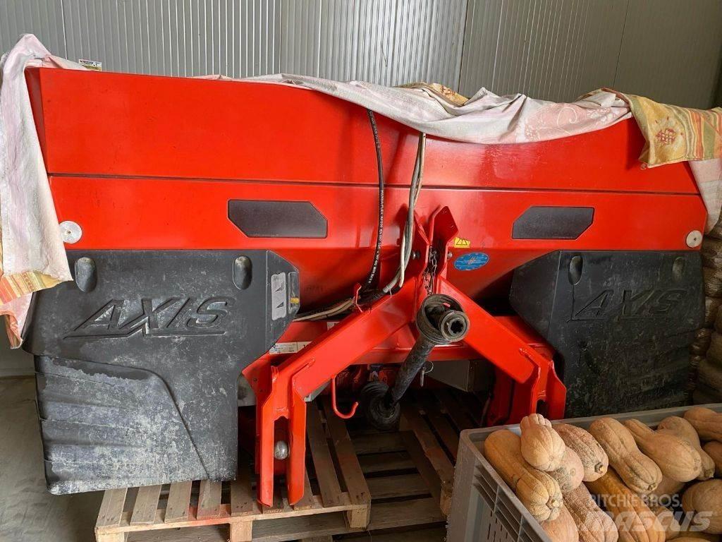 Kuhn Axis 40.1 W Împrastierea mineralelor