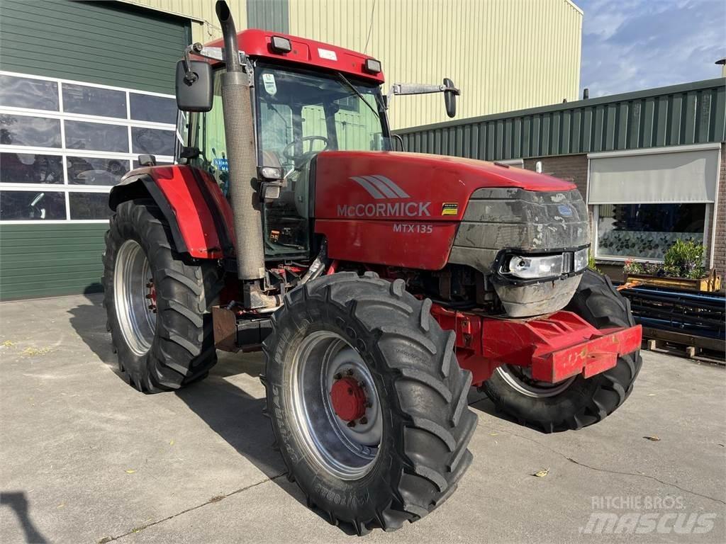 McCormick MTX135 Tractoare