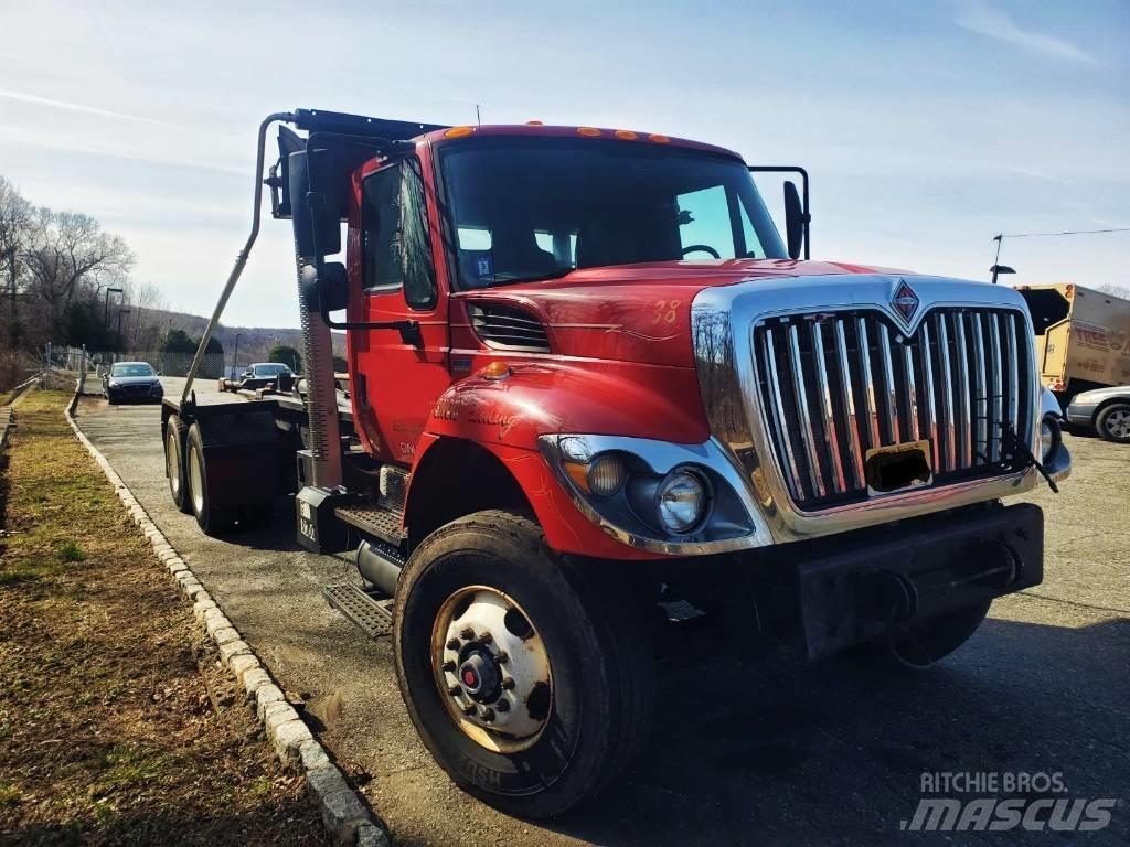 International WS7400 Camion cu carlig de ridicare