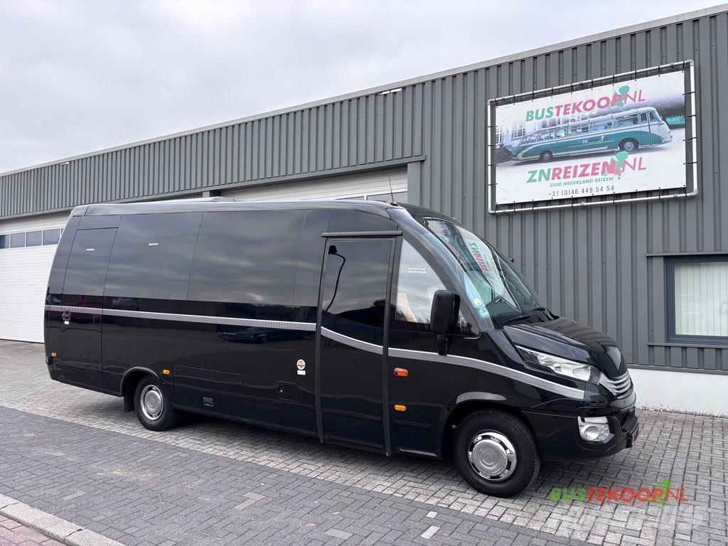 Iveco UNVI Compa Autobuze de turism