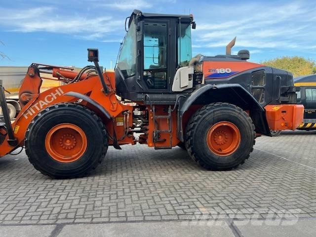 Hitachi ZW 180-6 Incarcator pe pneuri