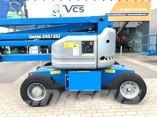 Genie Z 45/25 J DC Nacele cu brat articulat