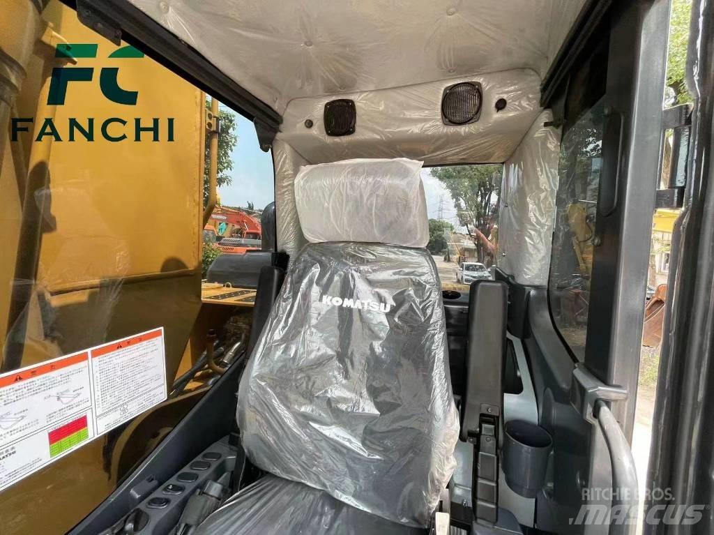 Komatsu PC 200-6 Excavatoare 7t - 12t