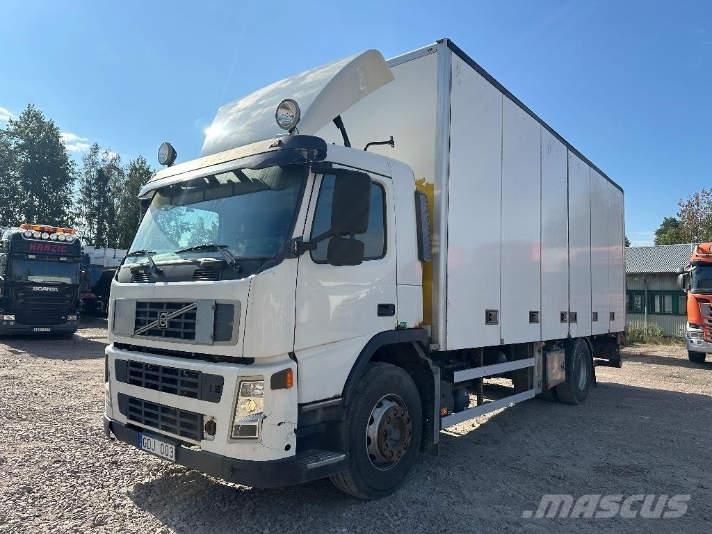Volvo FM9 Skåpbil Autocamioane