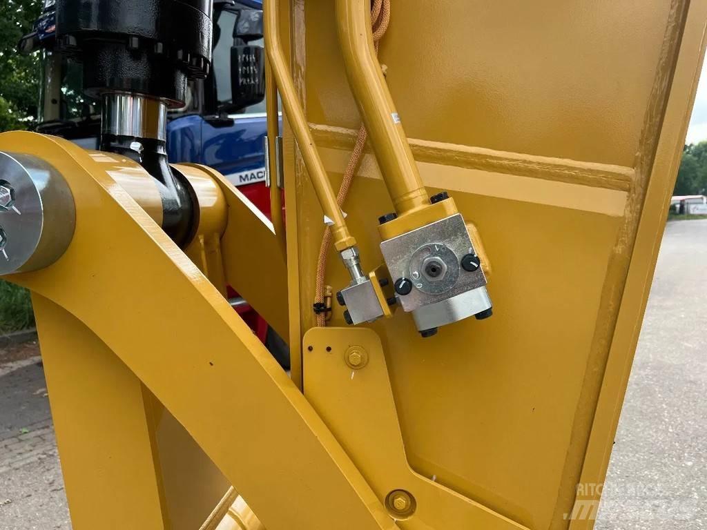 CAT 350 Next Gen Excavatoare pe șenile
