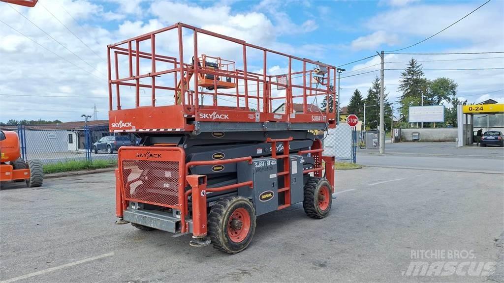 SkyJack 8841RT Platforme foarfeca