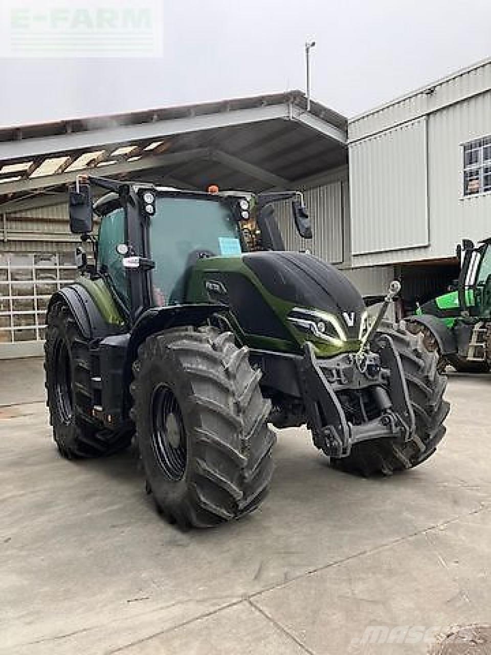 Valtra q305 Tractoare