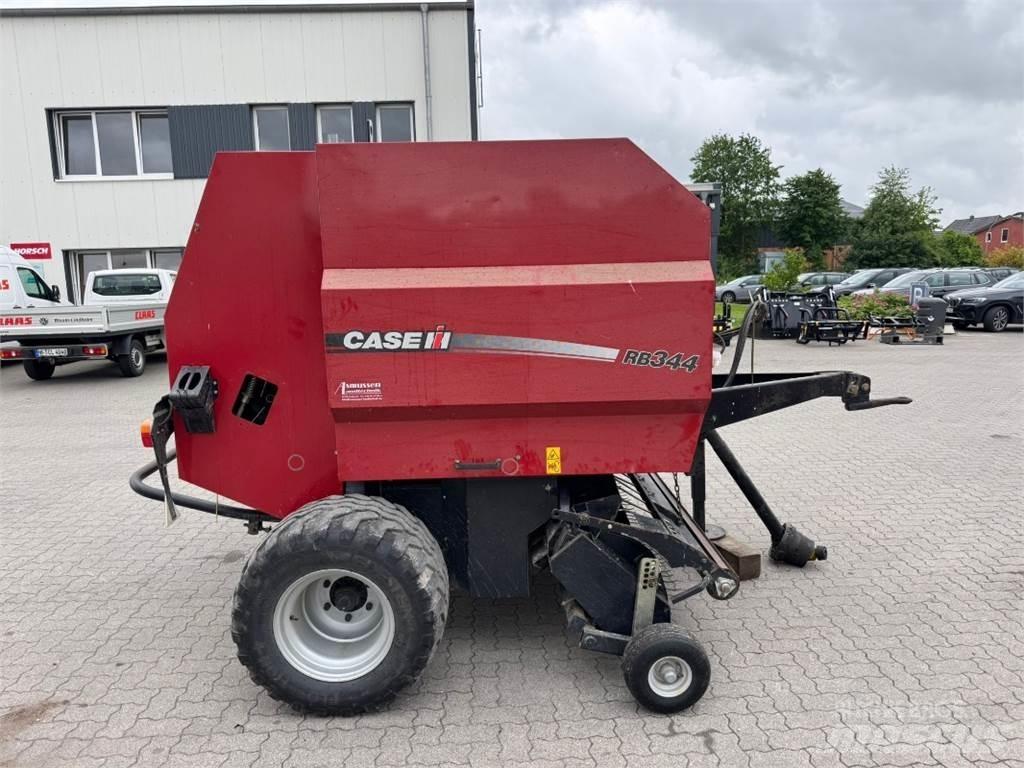 Case IH RB 344 Masina de balotat cilindric