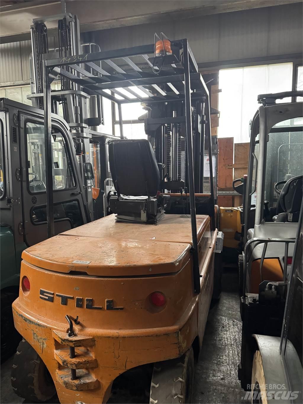 Still R60-40 Stivuitor electric