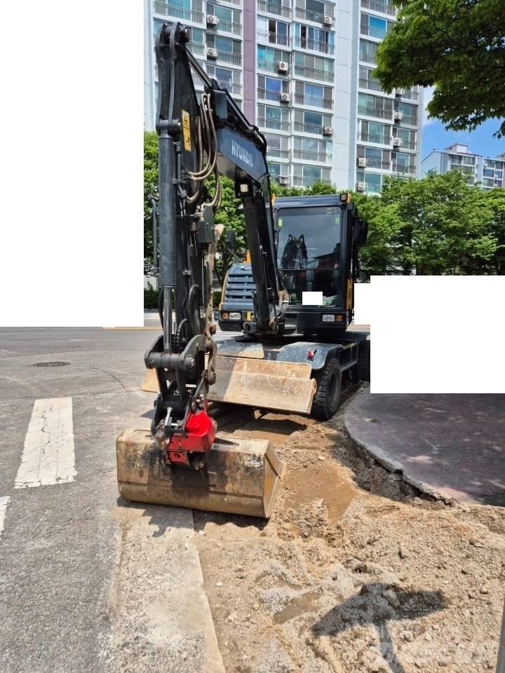 Hyundai 65A Excavatoare cu roti