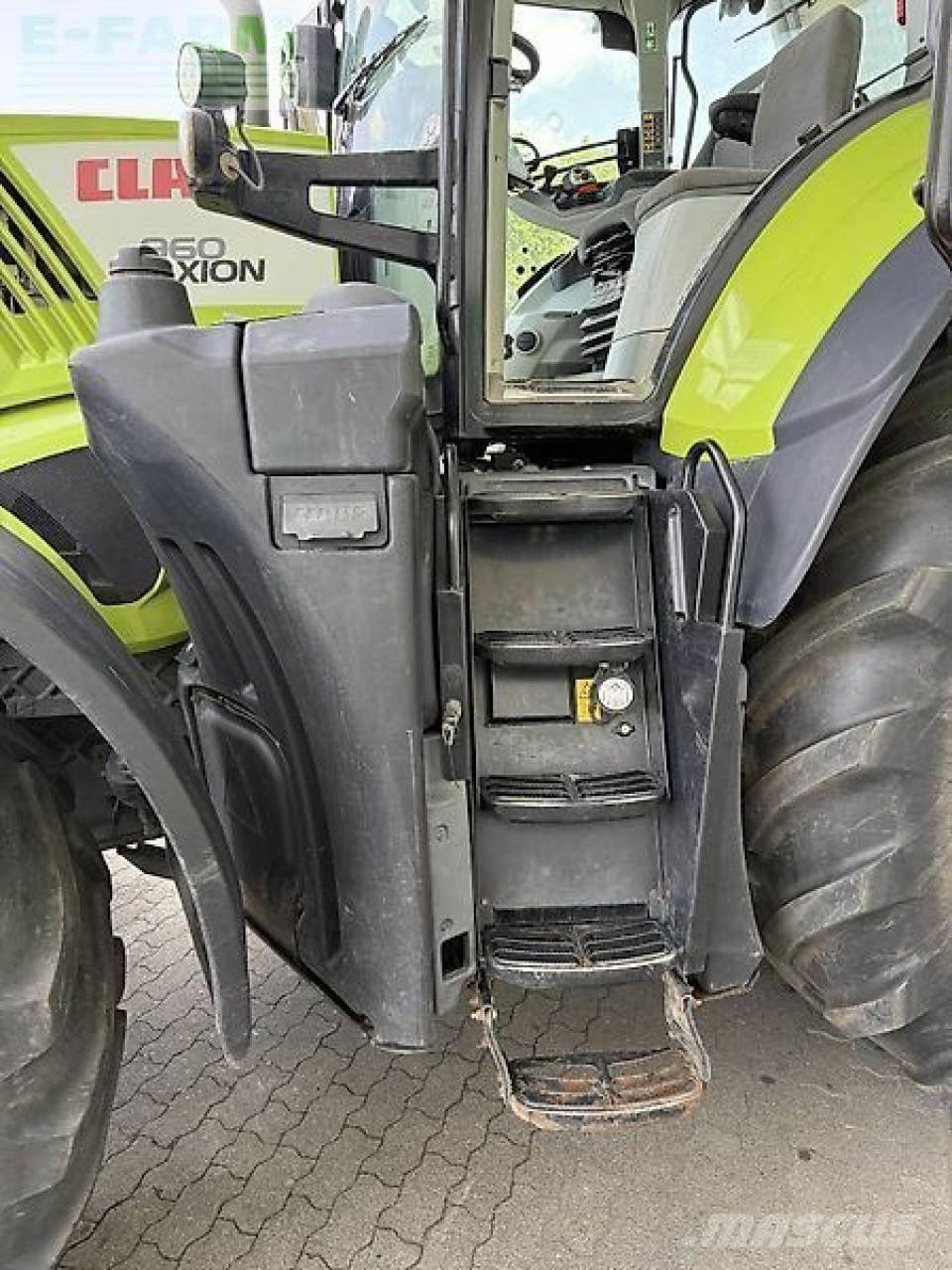 CLAAS axion 960 Tractoare