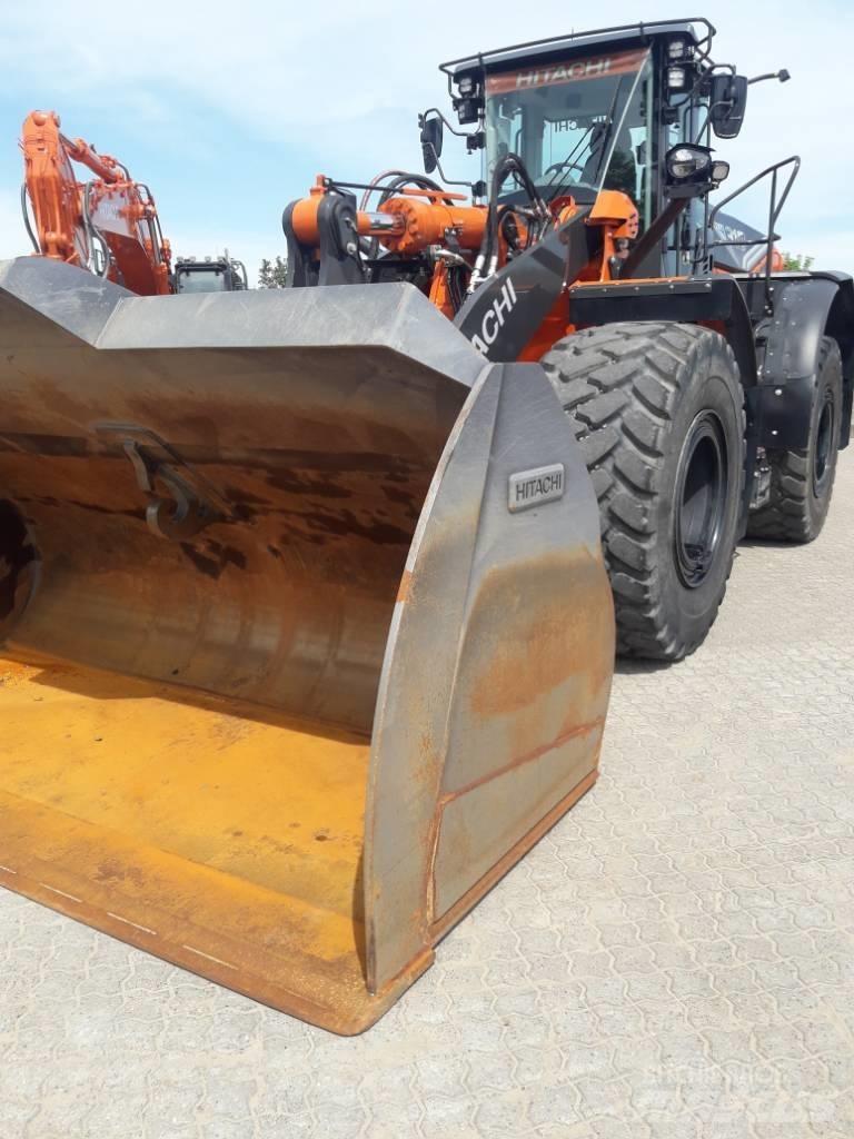 Hitachi ZW310-7 Incarcator pe pneuri