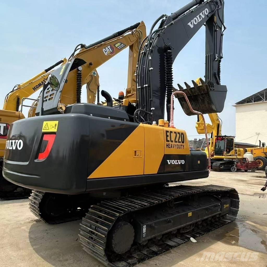 Volvo 220 Excavatoare pe șenile
