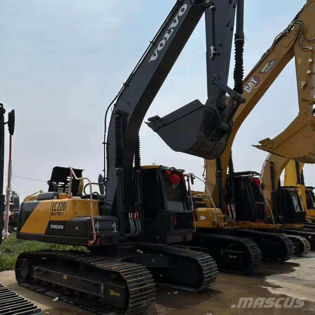 Volvo 220 Excavatoare pe șenile
