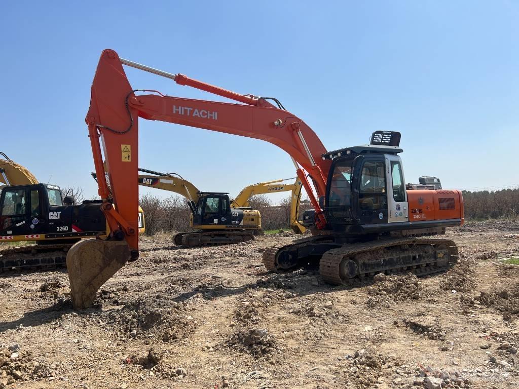 Hitachi ZX 240 Excavatoare pe șenile

