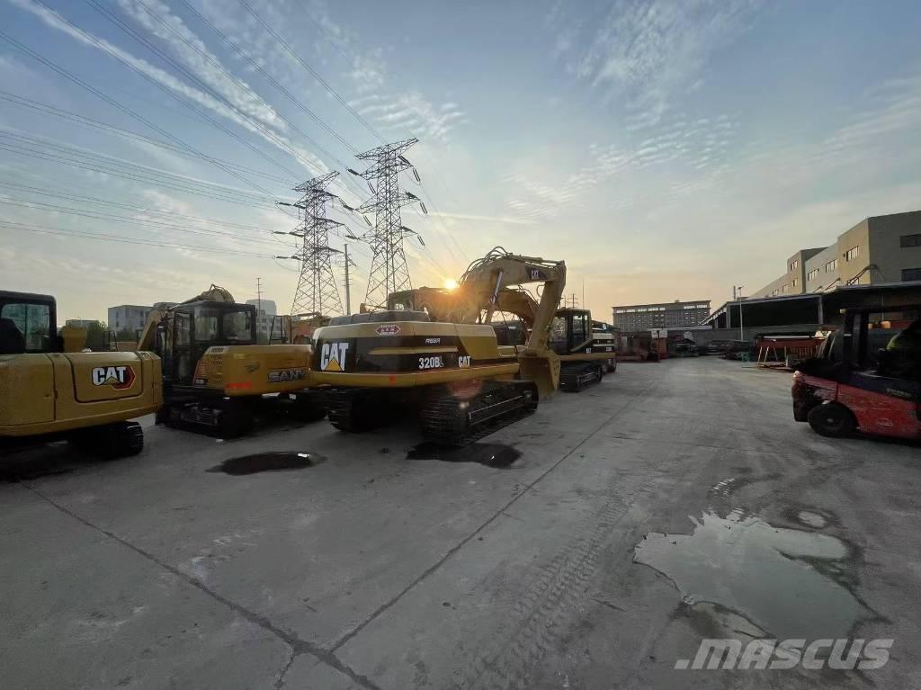 CAT 320 B Excavatoare pe șenile
