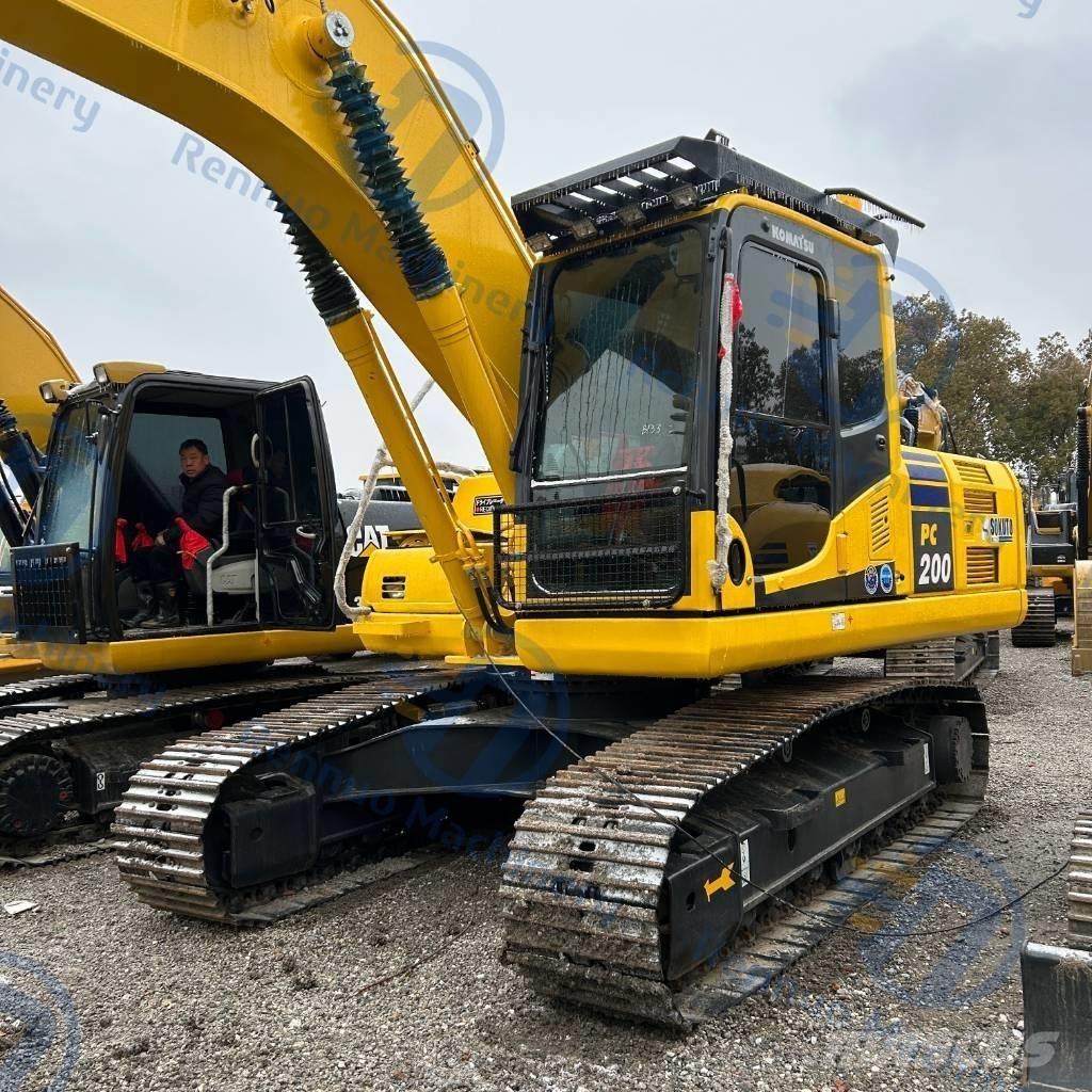 Komatsu PC200-8 Excavatoare pe șenile
