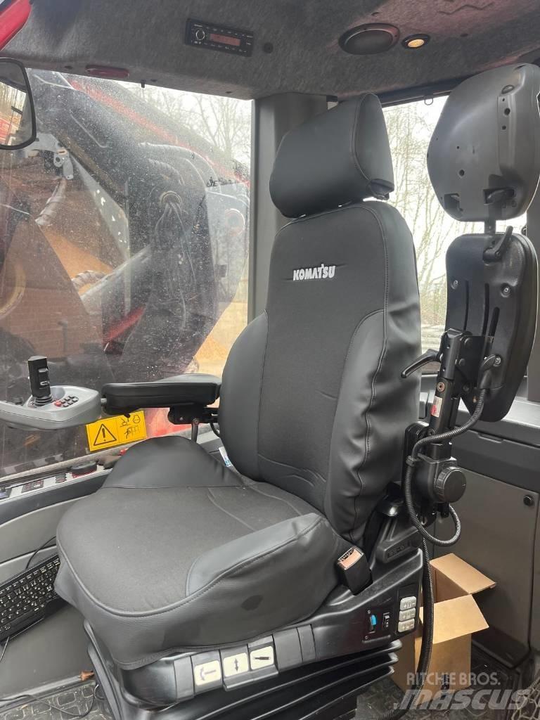 Komatsu 931 XC Combine forestiere