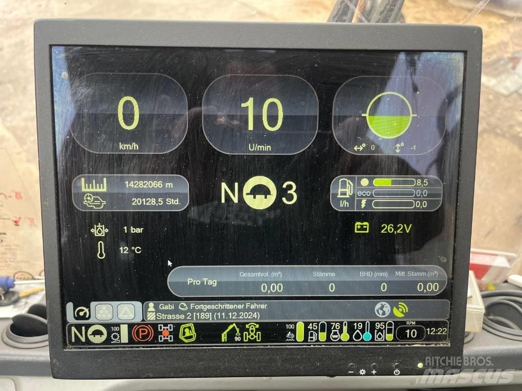 Komatsu 931 XC Combine forestiere