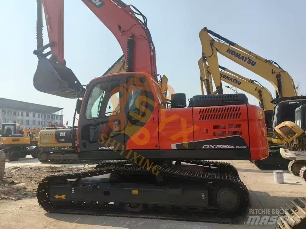 Doosan DX 225 LC Excavatoare pe șenile
