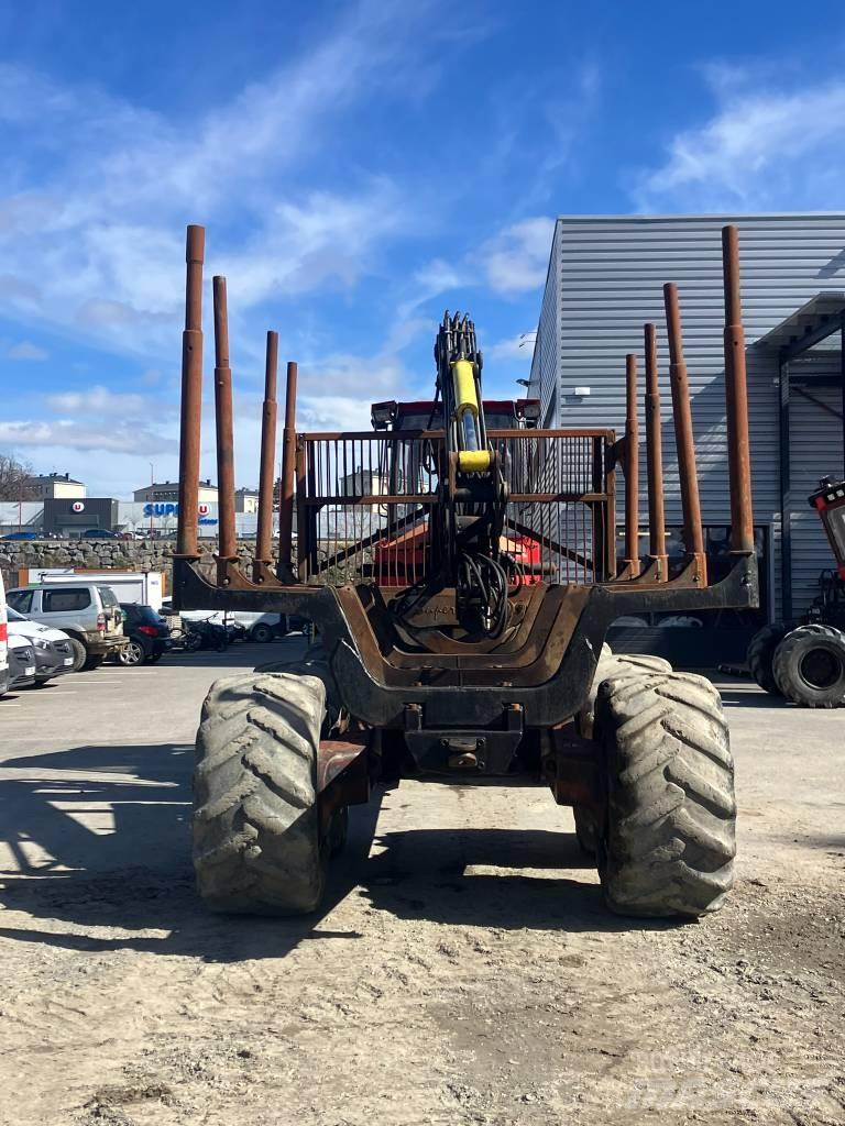 Valmet 860 Transportoare