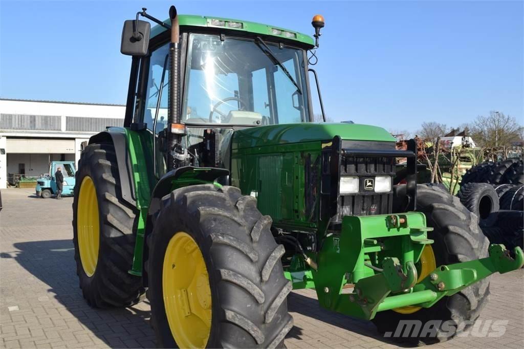 John Deere 6410 Tractoare