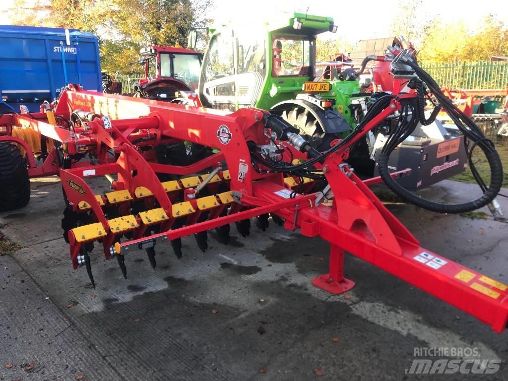 Väderstad TD300 Cultivatoare