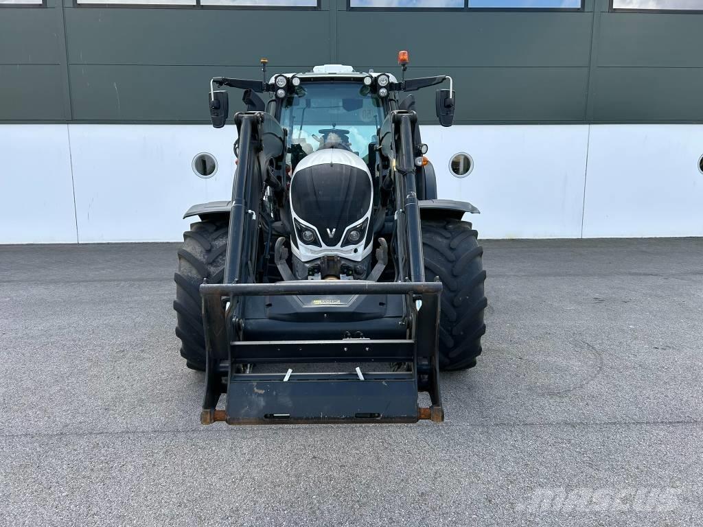 Valtra N 174 Tractoare