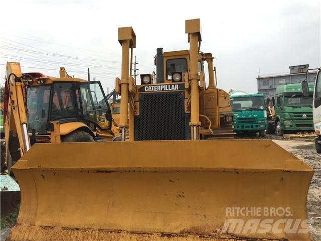 CAT D7R Buldozere pe senile