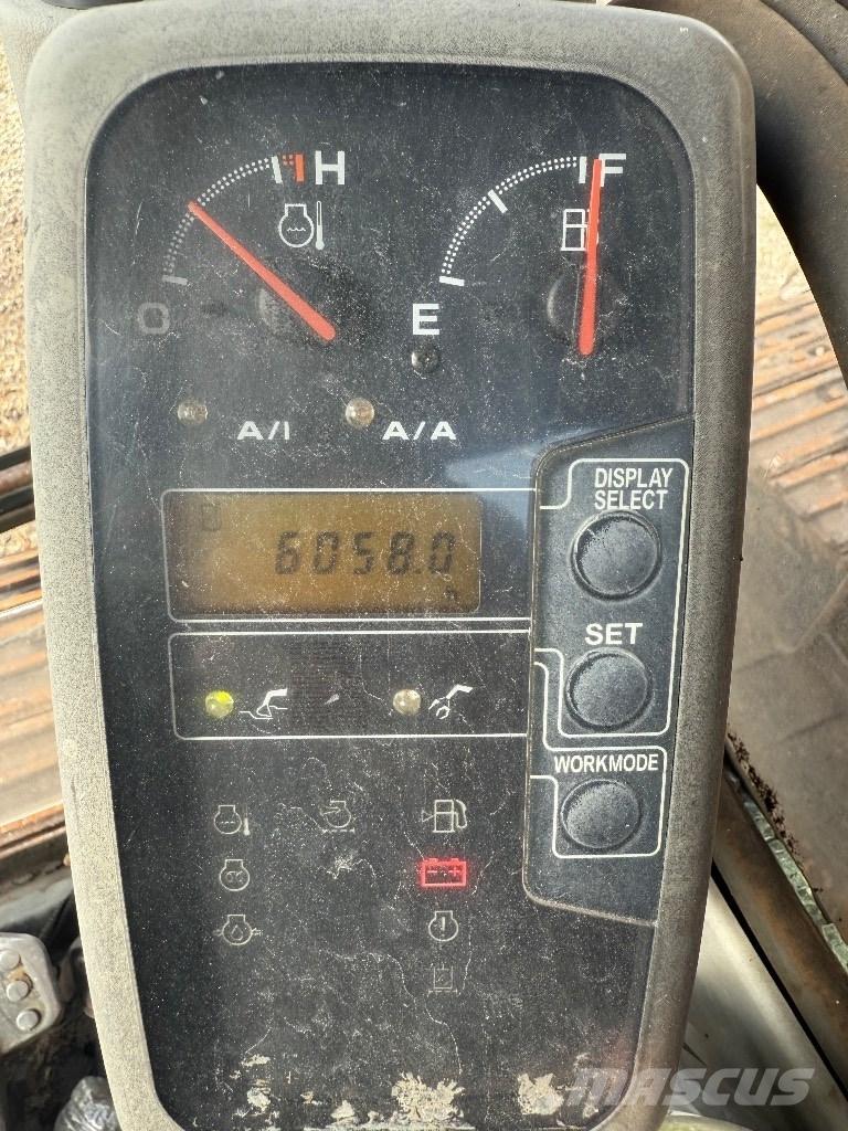 John Deere 160 C Excavatoare pe șenile
