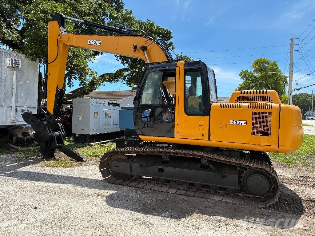 John Deere 160 C Excavatoare pe șenile
