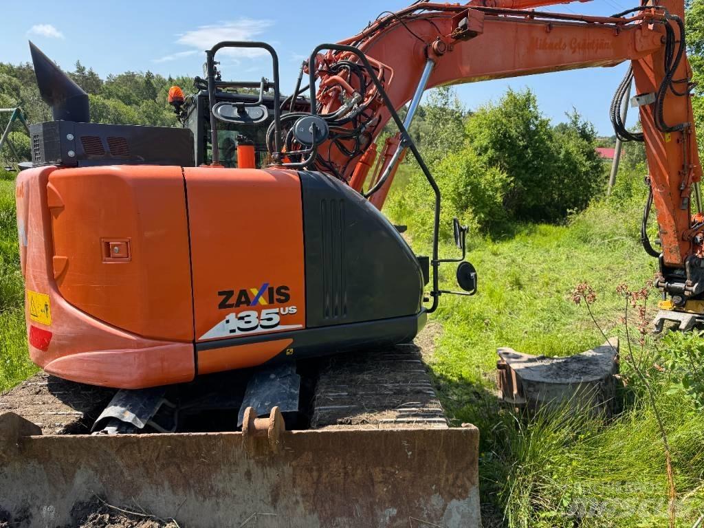 Hitachi ZX135USBL-6 Excavatoare pe șenile
