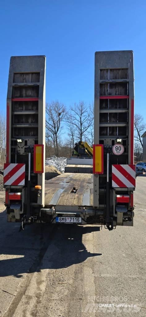 Schwarzmüller D40R Semi-remorca agabaritica