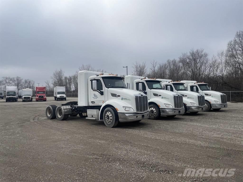 Peterbilt 579 Autotractoare