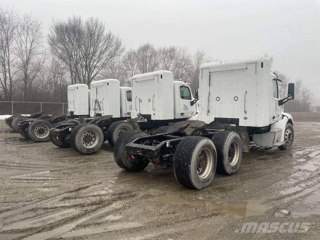 Peterbilt 579 Autotractoare