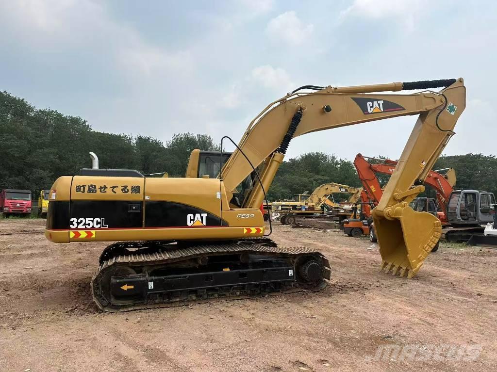 CAT 325 C L Excavatoare pe șenile

