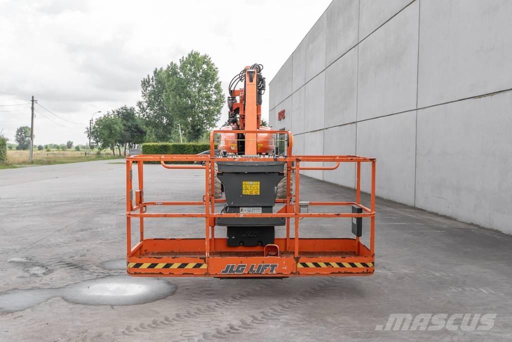 JLG 1350 SJP Nacele cu brat telescopic