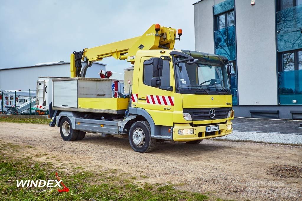 VERSALIFT VT-51-NF Platforme aeriene montate pe camion