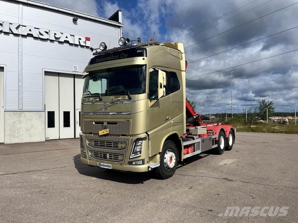 Volvo FH Camion cu carlig de ridicare