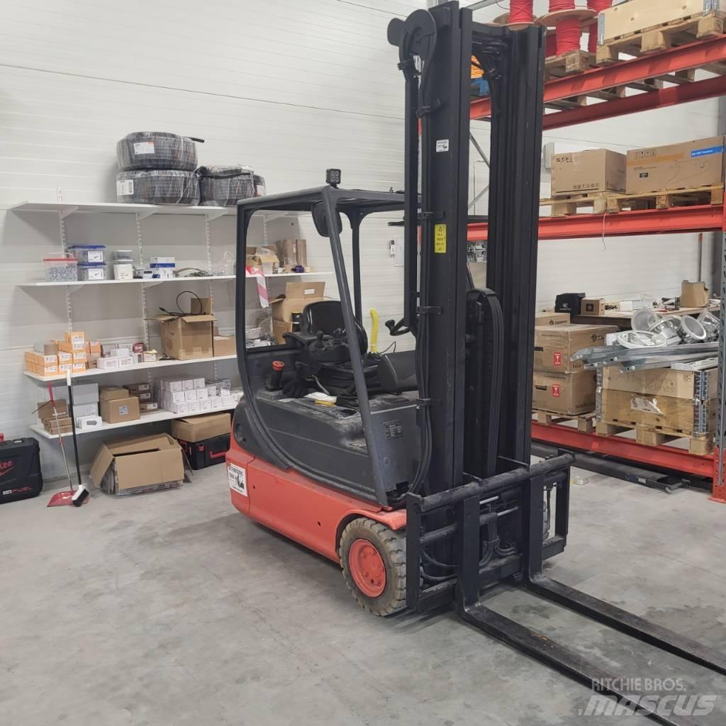 Linde E16C-02 Stivuitor electric