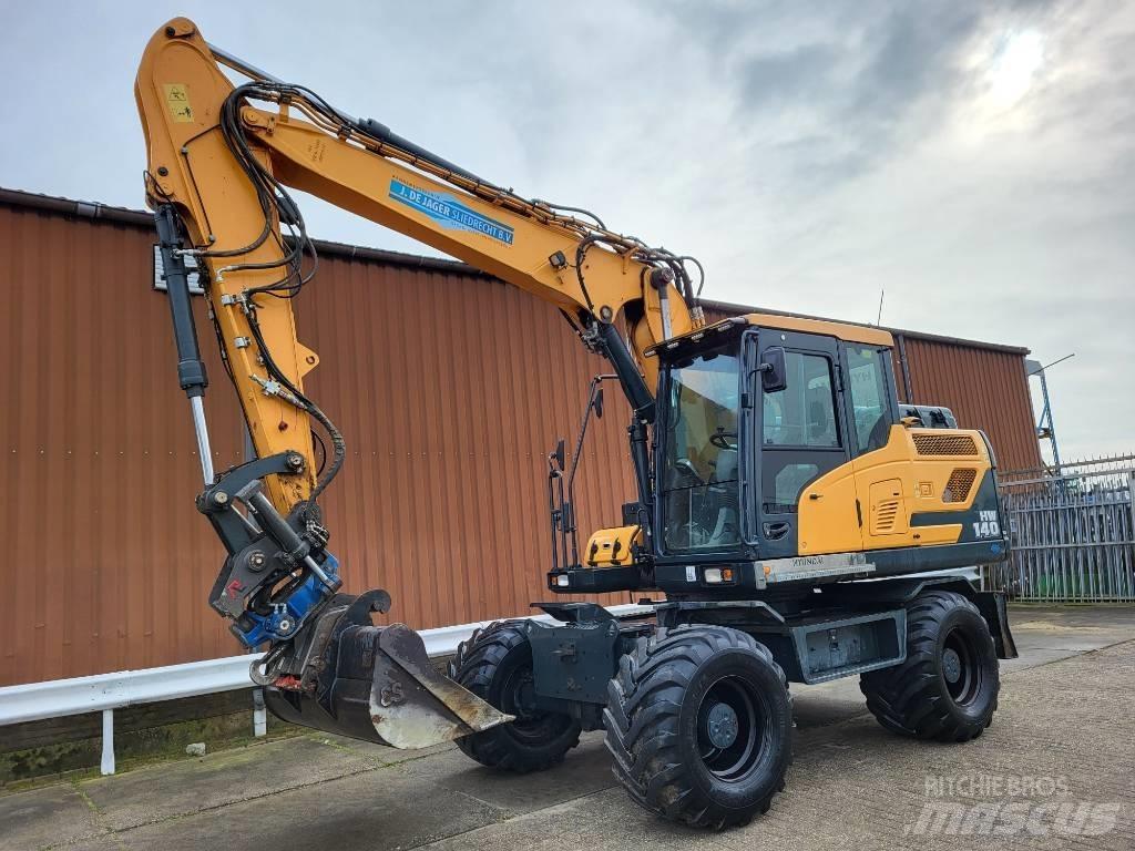 Hyundai HW 140 Macara teren accidentat