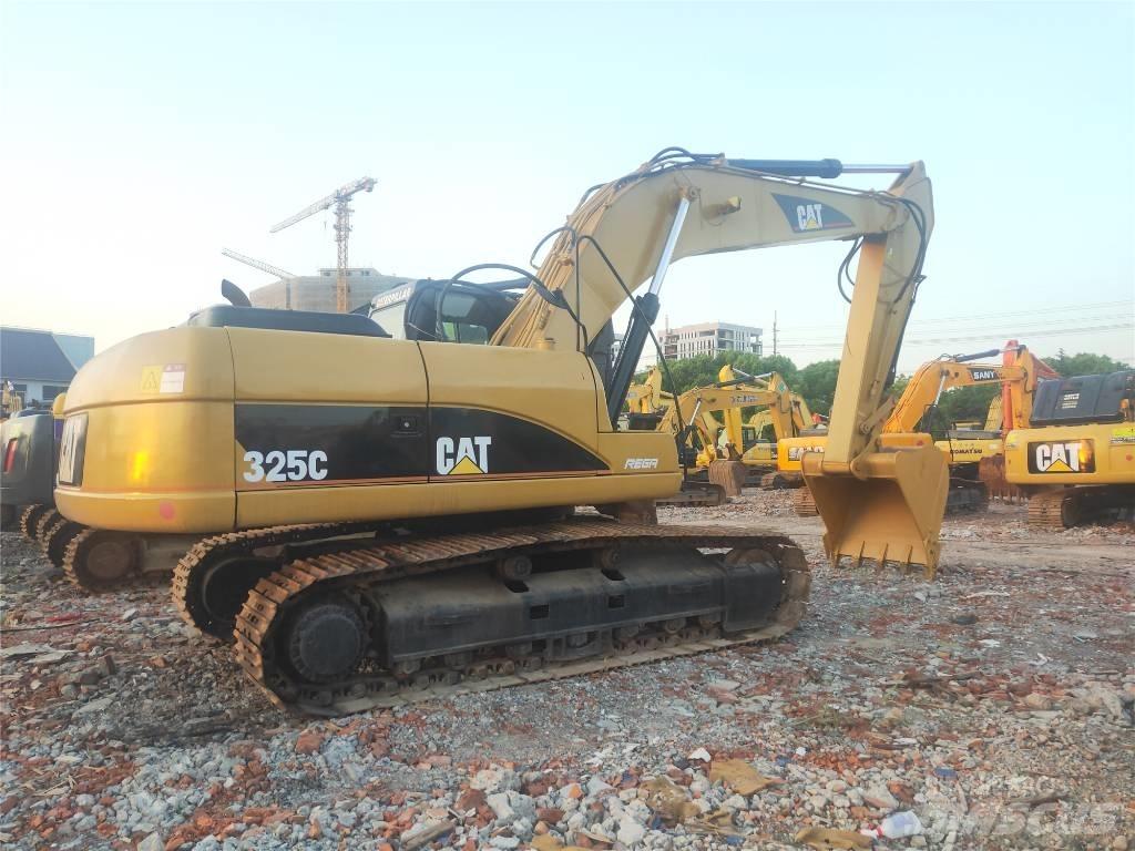 CAT 325 C Excavatoare pe șenile
