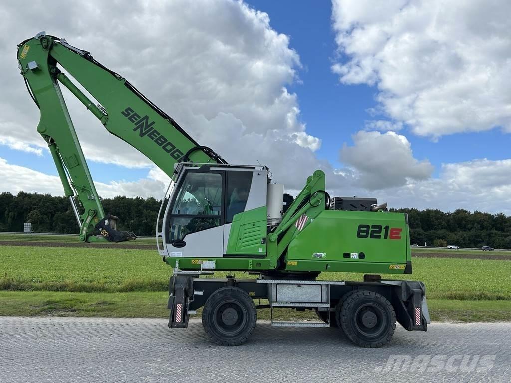 Sennebogen 821MET5 Paleta de manipulare